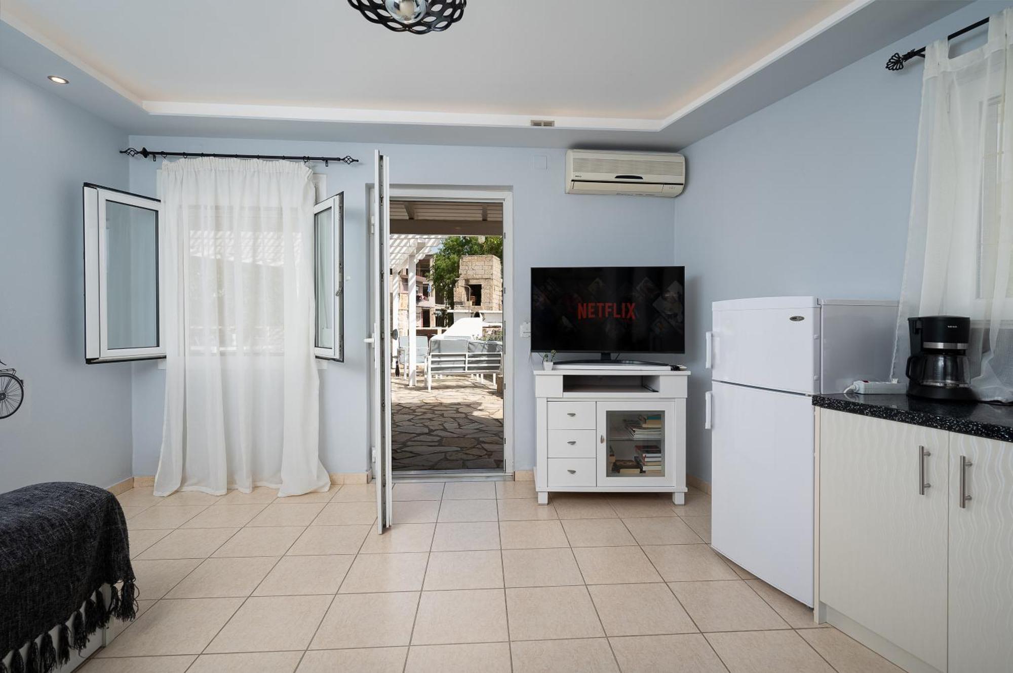 Milos Apartment Kalamaki  Exterior foto